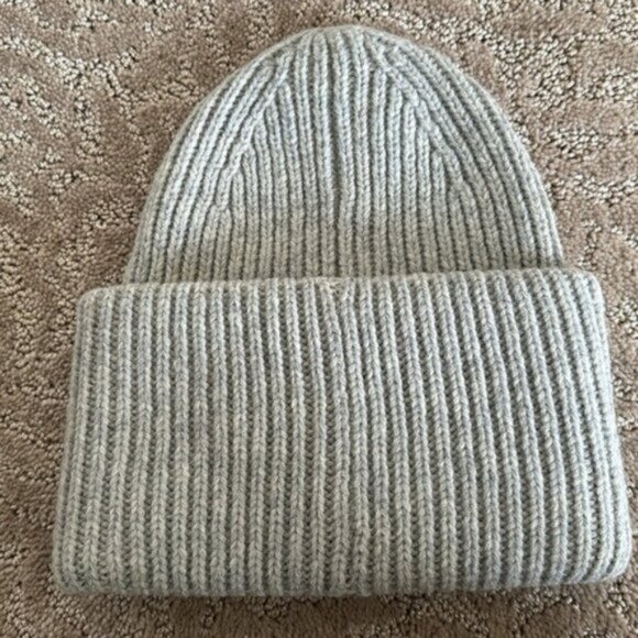 Acne Studios Pansy ribbed-knit wool beanie Light Grey Melange OS - Picture 6 of 7